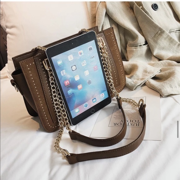 🆕JULIA Rivet Chain Shoulder Bag - Picture 7 of 11